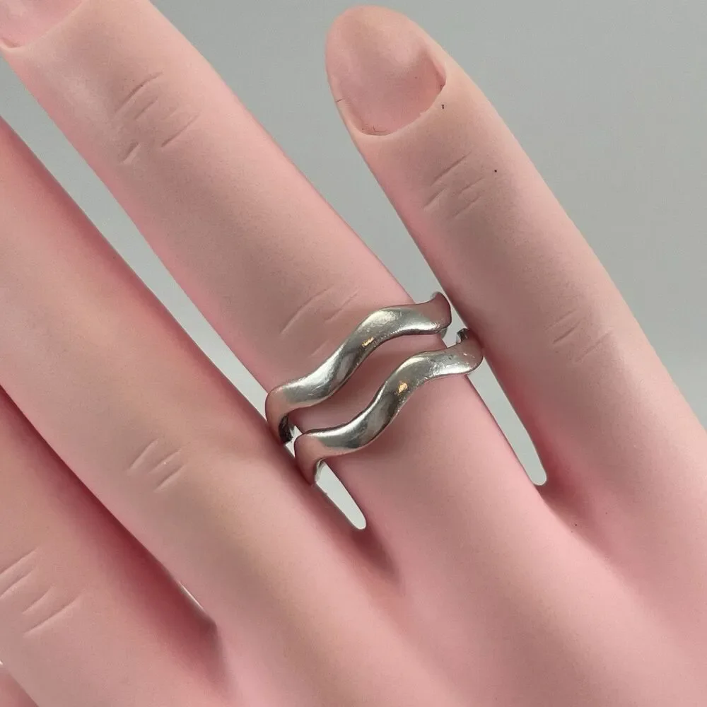 Vintage 925 Sterling Silver Ring Wave Band Sz 6 Boho Classic Timeless
